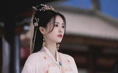 娱乐圈吃瓜白鹿是谁啊,娱乐圈新晋吃瓜焦点人物揭秘  第1张